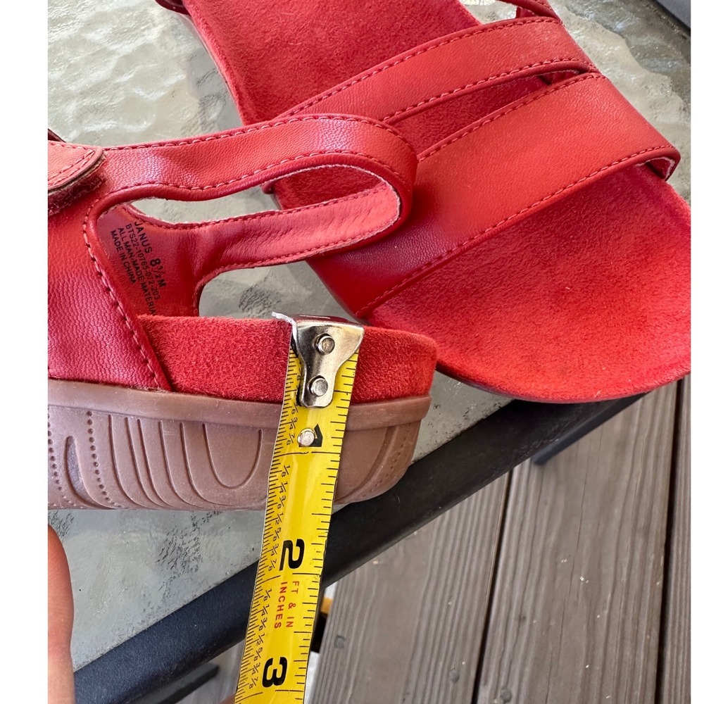 Baretraps‎ Janus Red Strappy Wedge Sandals Women's 8.5 M Faux Sude - Picture 8 of 11